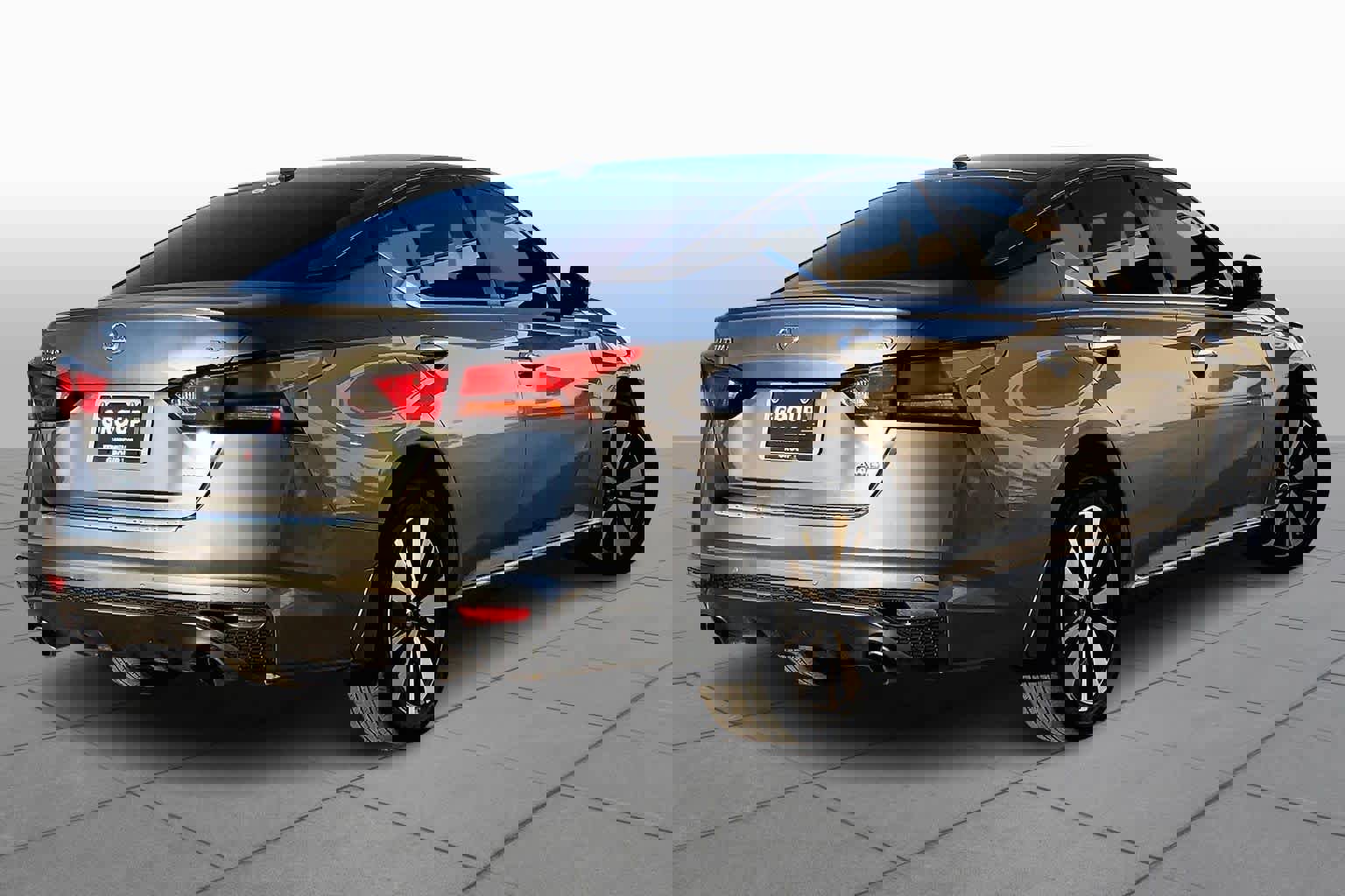 Used 2022 Nissan Altima 2.5 SV w/ SV Premium Package image 13