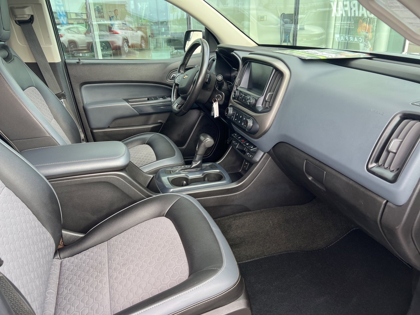 Used 2017 Chevrolet Colorado Z71 image 10