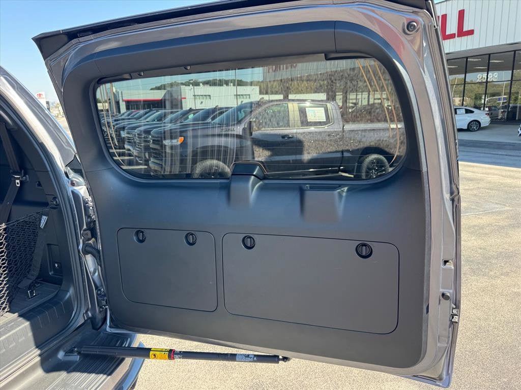 Used 2023 Lexus GX 460 Premium w/ Accessory Package AWD/4WD image 20