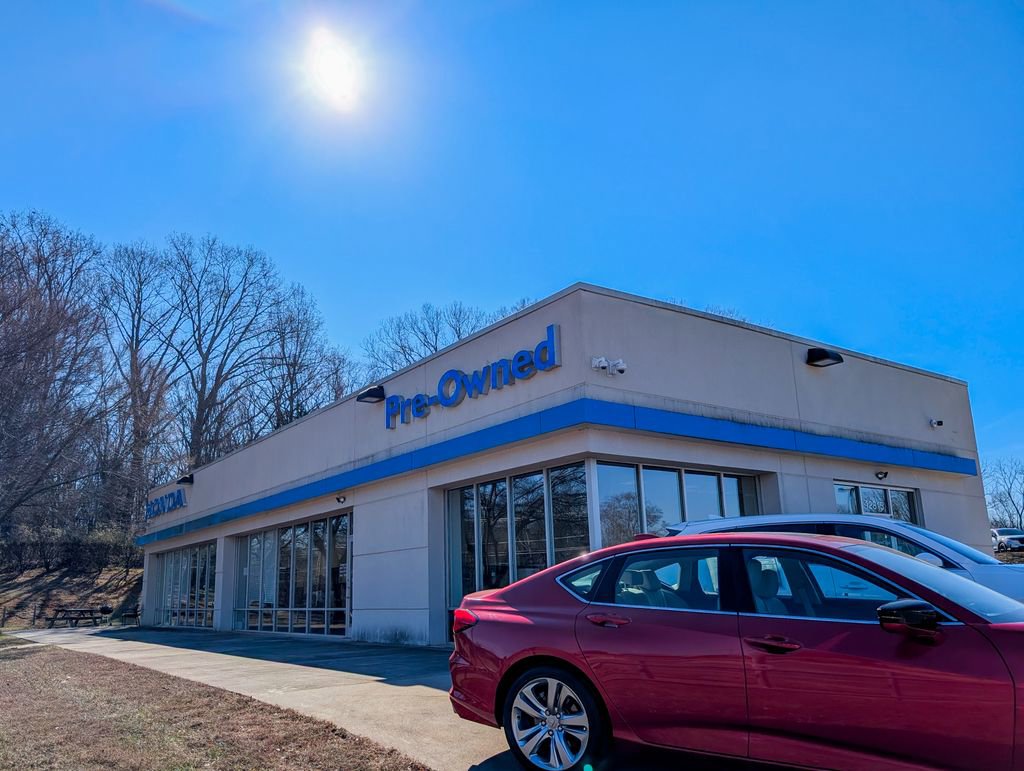 Used 2019 Chevrolet Blazer LT w/ Sun and Wheels Package image 15