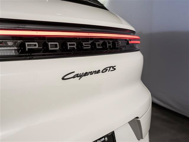 New 2026 Porsche Cayenne GTS AWD/4WD image 34
