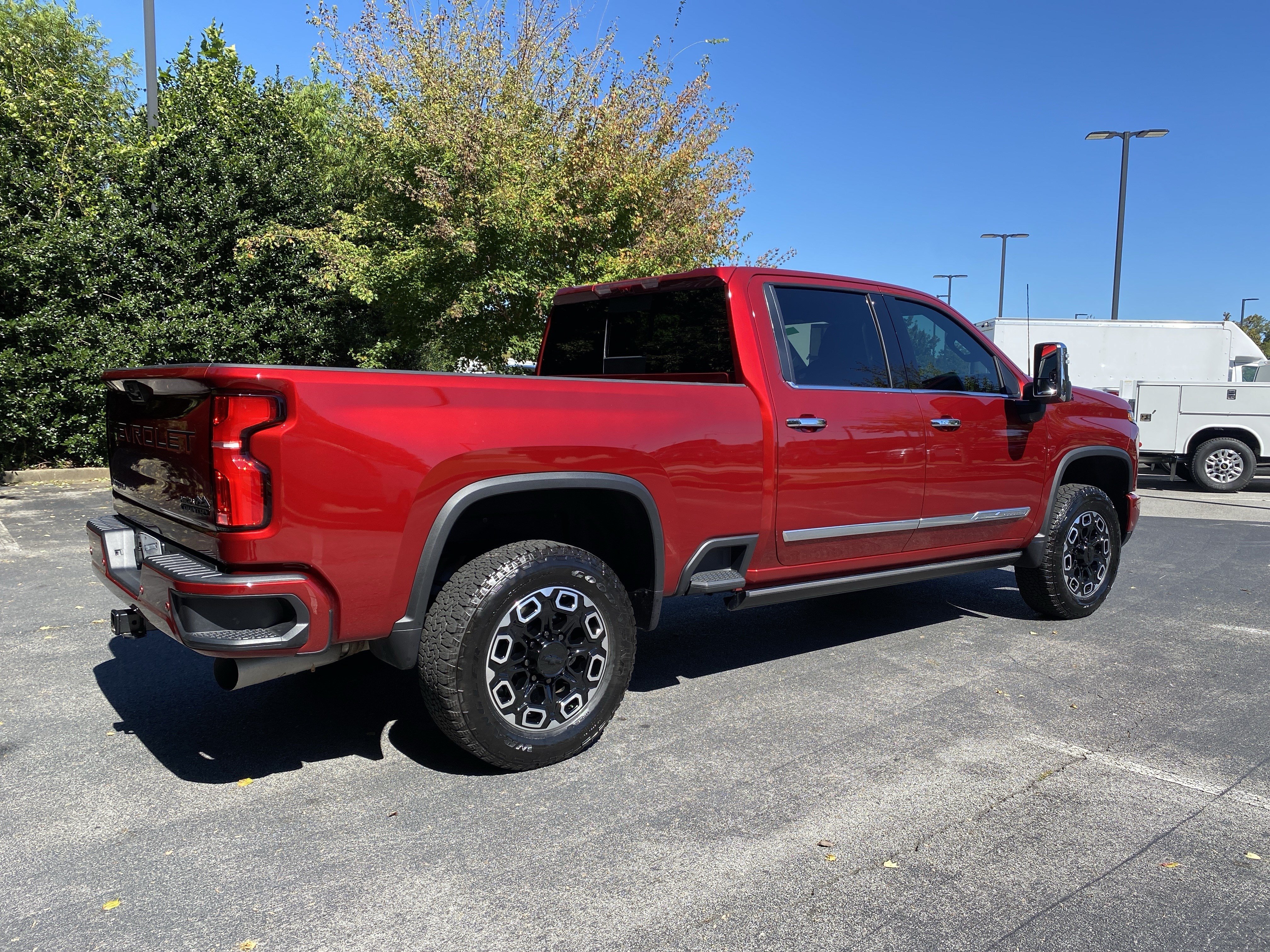 Used 2026 Chevrolet Silverado 2500 High Country w/ High Country Premium Package AWD/4WD image 57