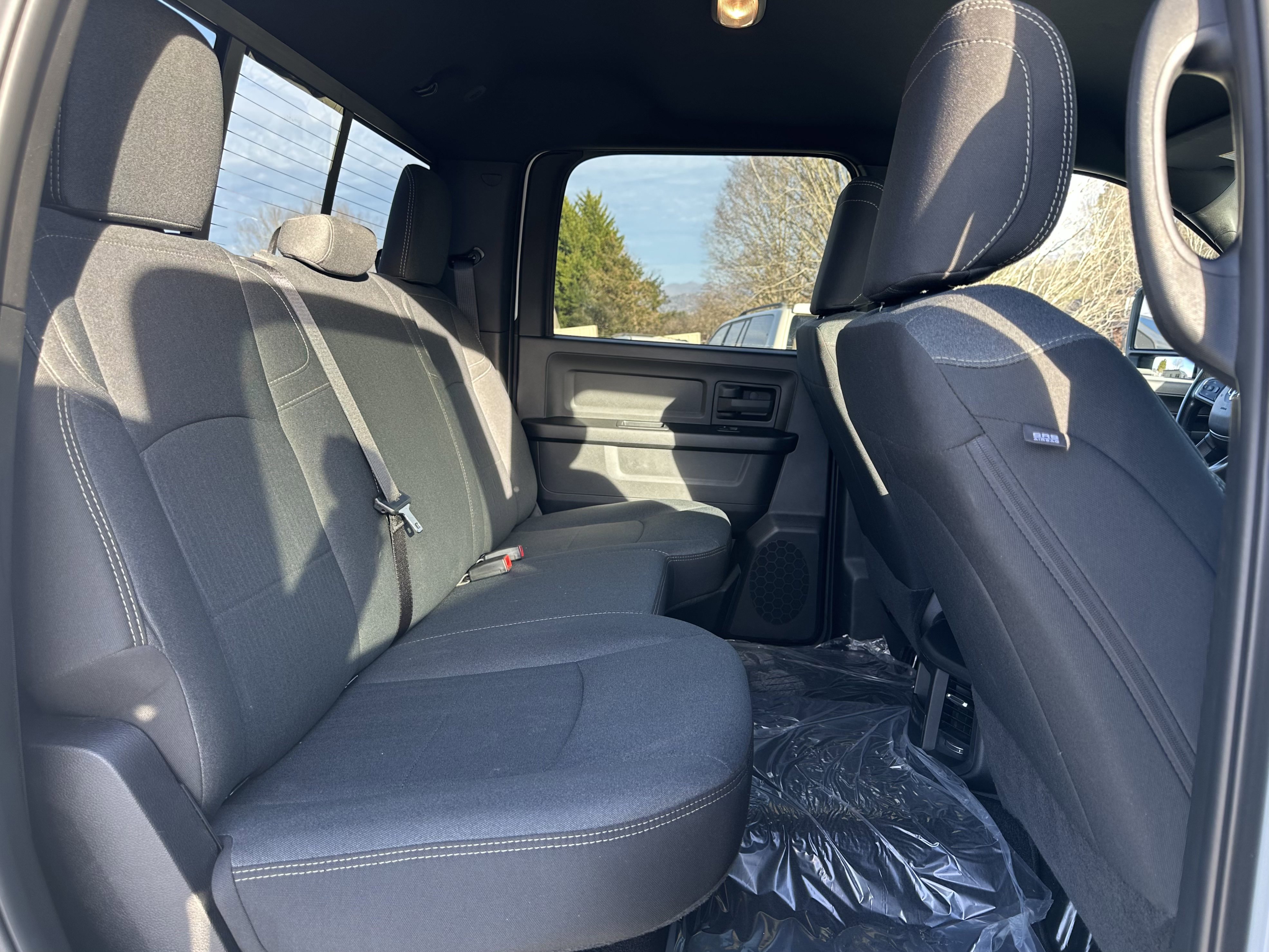 Used 2024 RAM 3500 Tradesman w/ Chrome Appearance Group image 12