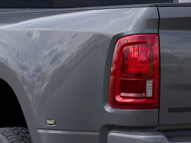 New 2026 RAM 3500 Big Horn AWD/4WD image 11