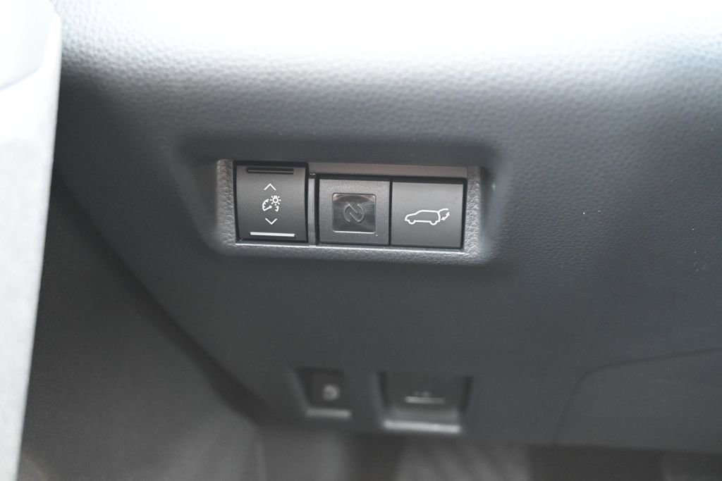 New 2026 Toyota RAV4 XSE image 30