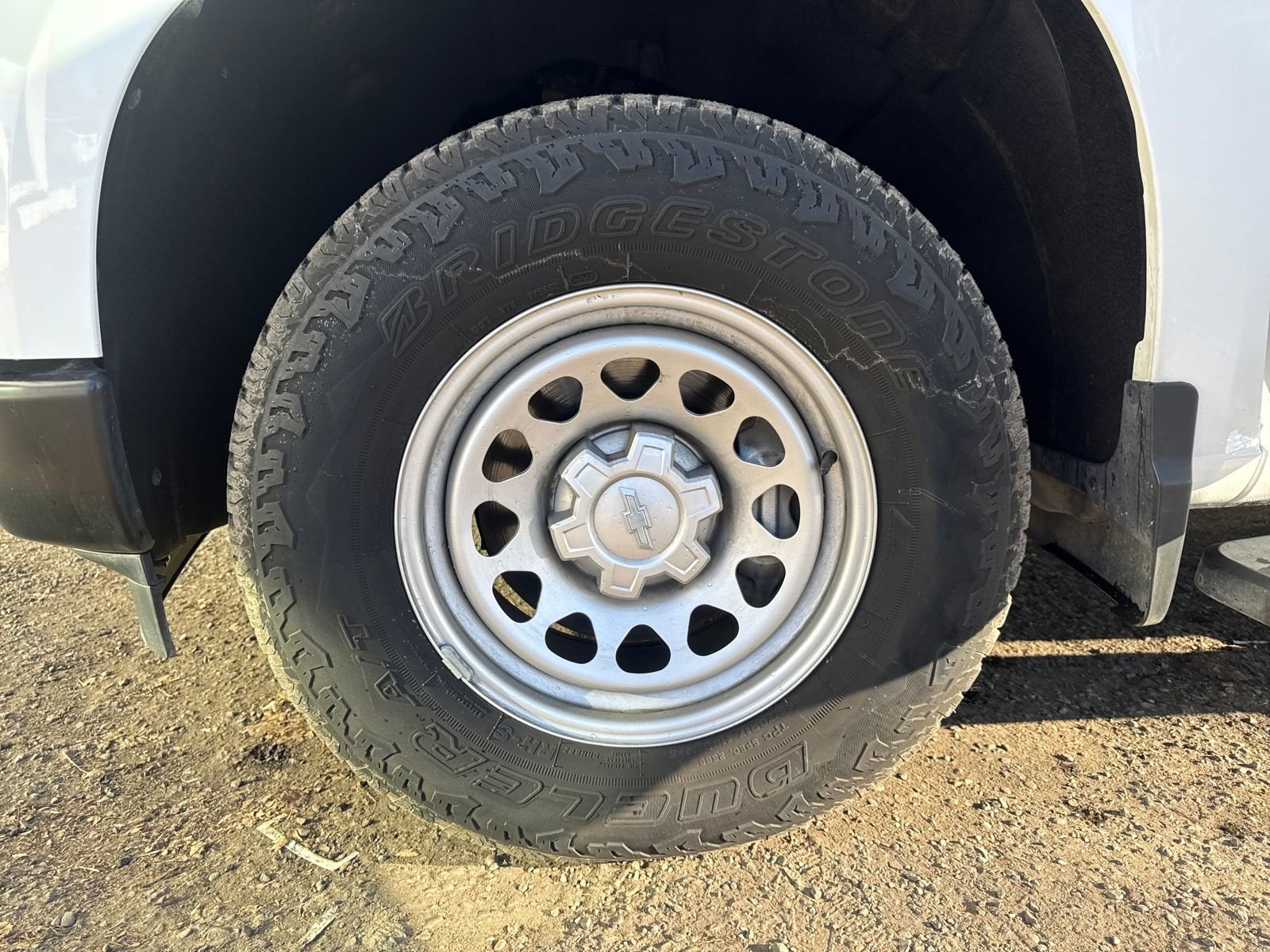 Used 2024 Chevrolet Silverado 1500 W/T w/ WT Value Package image 27