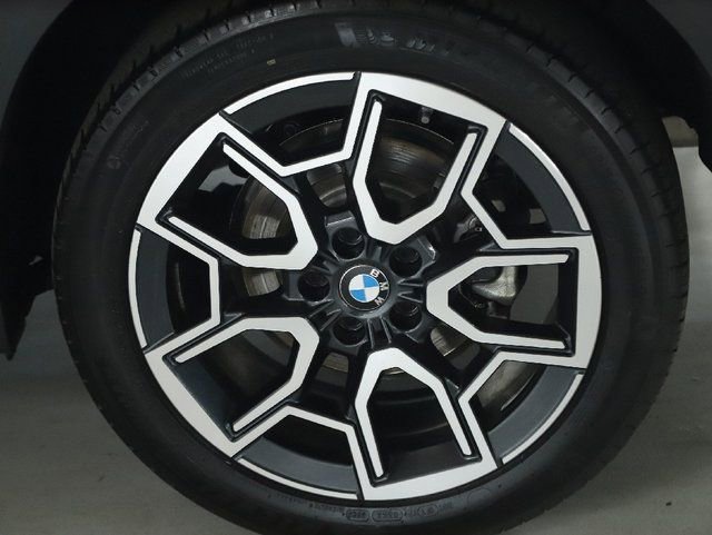 Used 2025 BMW X2 xDrive28i AWD/4WD image 45