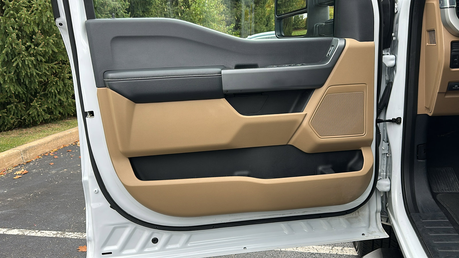 Used 2024 Ford F250 XLT image 15