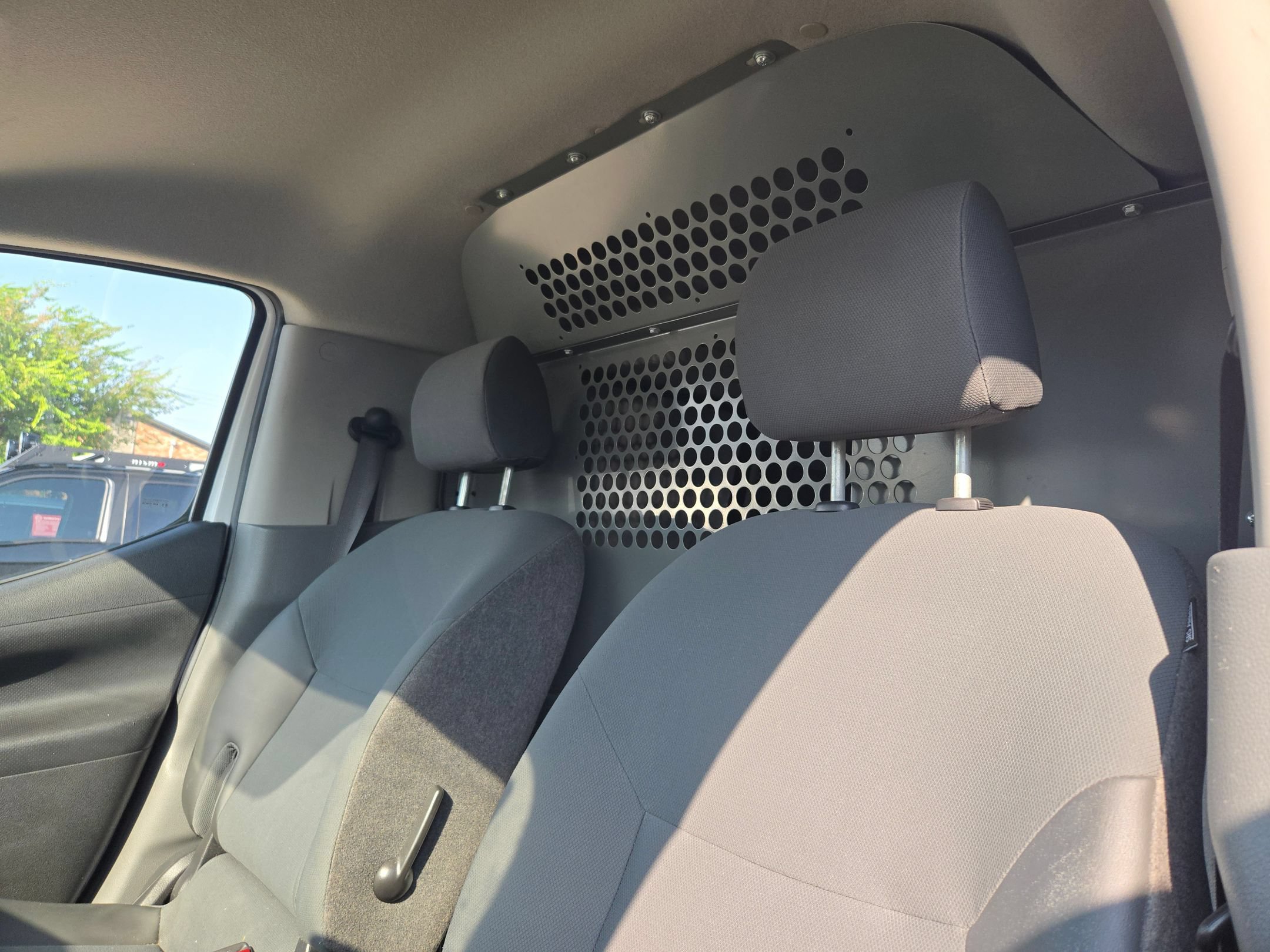 Used 2019 Nissan NV200 SV FWD image 9
