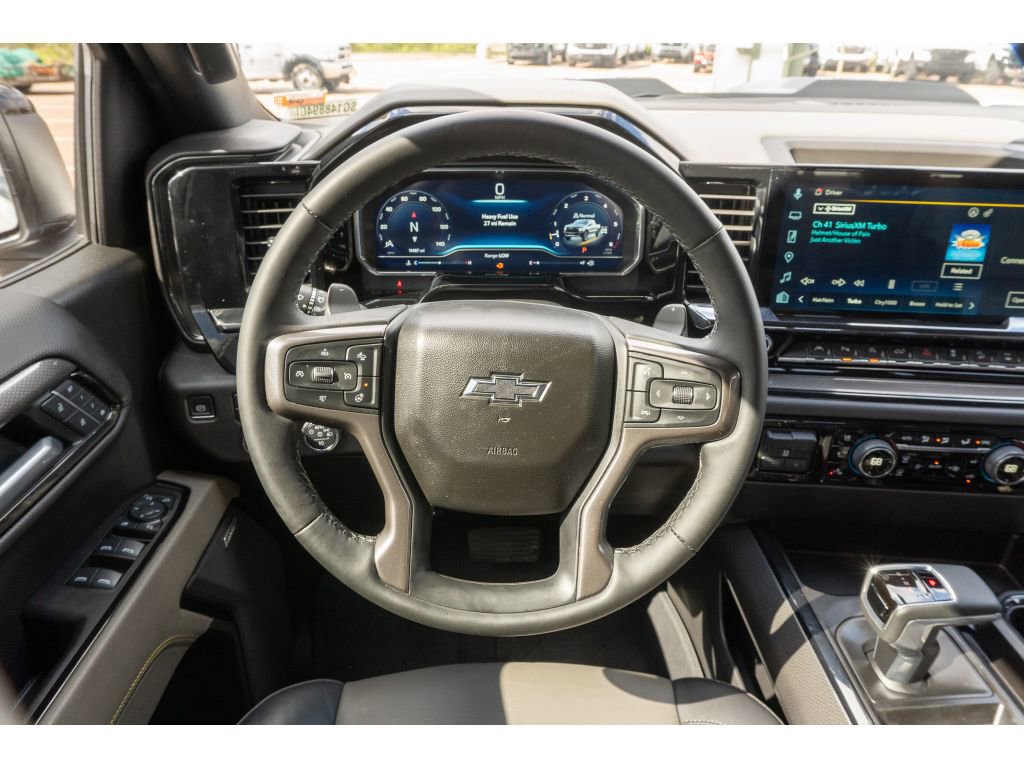Used 2025 Chevrolet Silverado 1500 ZR2 image 19
