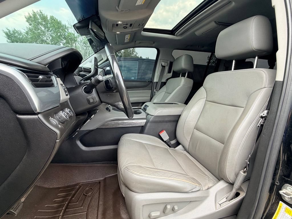 Used 2019 Chevrolet Suburban LT AWD/4WD image 8