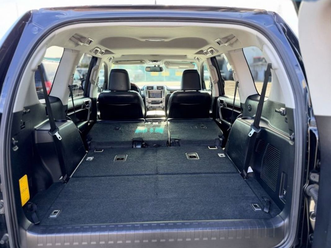 Used 2017 Lexus GX 460 image 24