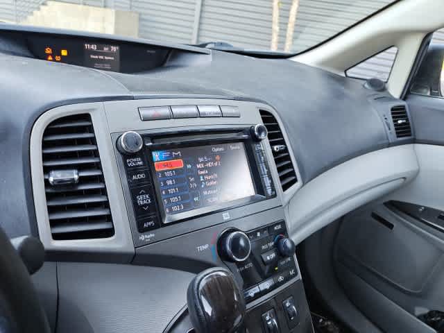 Used 2013 Toyota Venza XLE FWD image 3