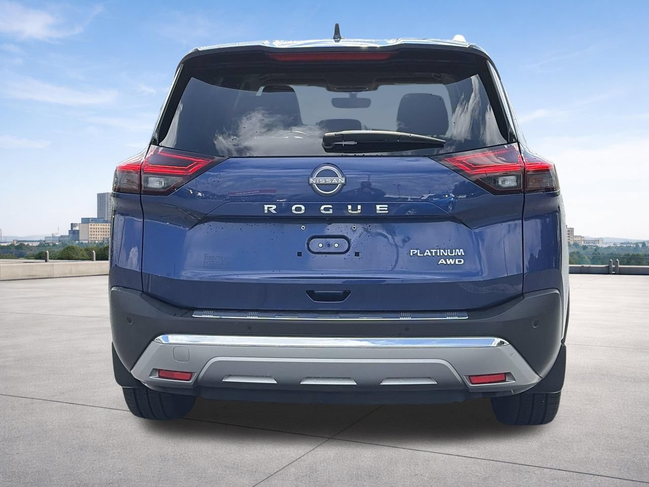 Certified 2022 Nissan Rogue Platinum w/ Head-Up Display Package AWD/4WD image 4