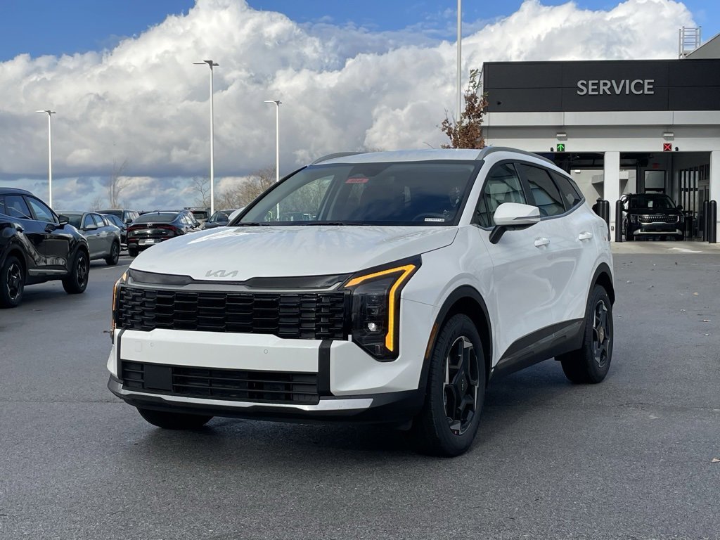 New 2026 Kia Sportage EX image 3