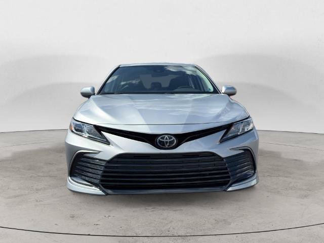 Used 2022 Toyota Camry LE AWD/4WD image 2