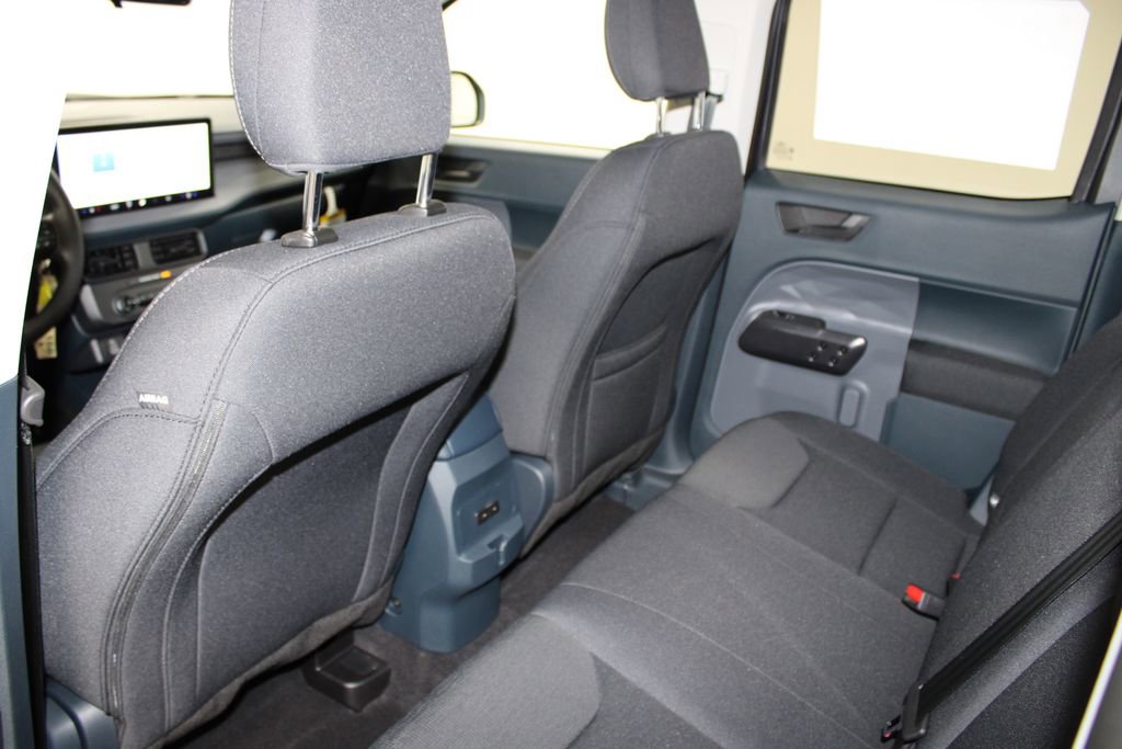 New 2026 Ford Maverick XL image 25