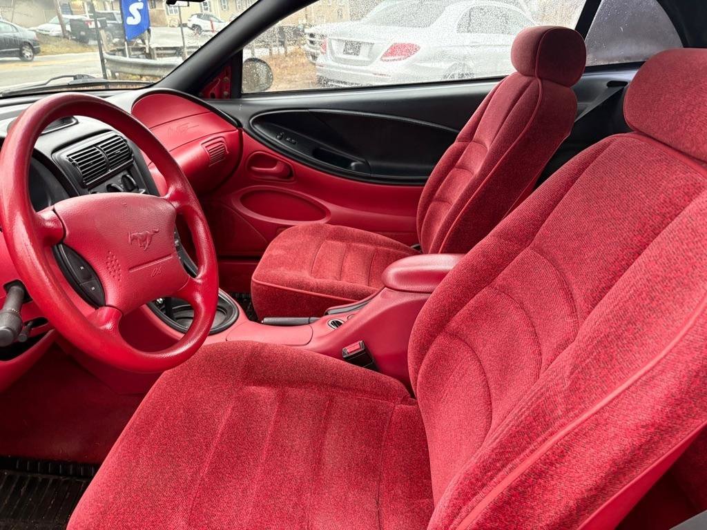 Used 1995 Ford Mustang Convertible image 6