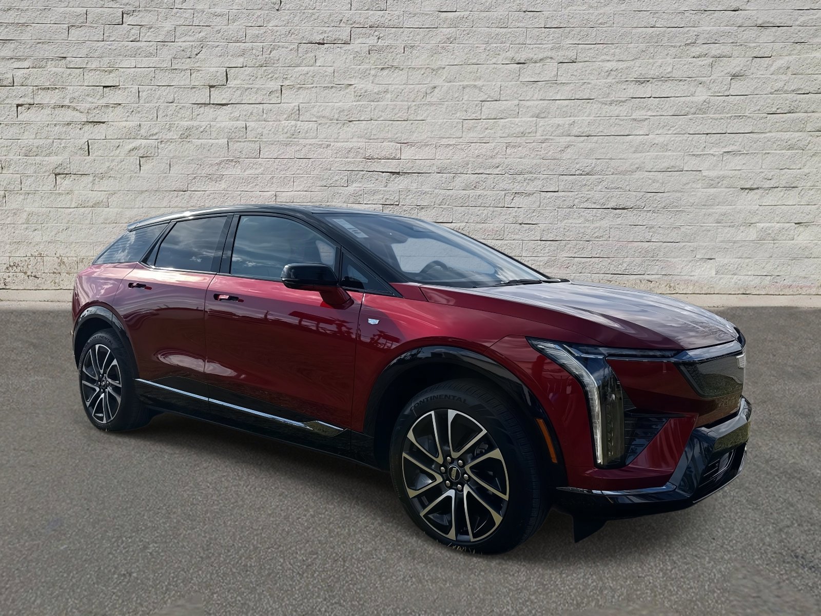 New 2026 Cadillac Optiq Sport 2 image 7