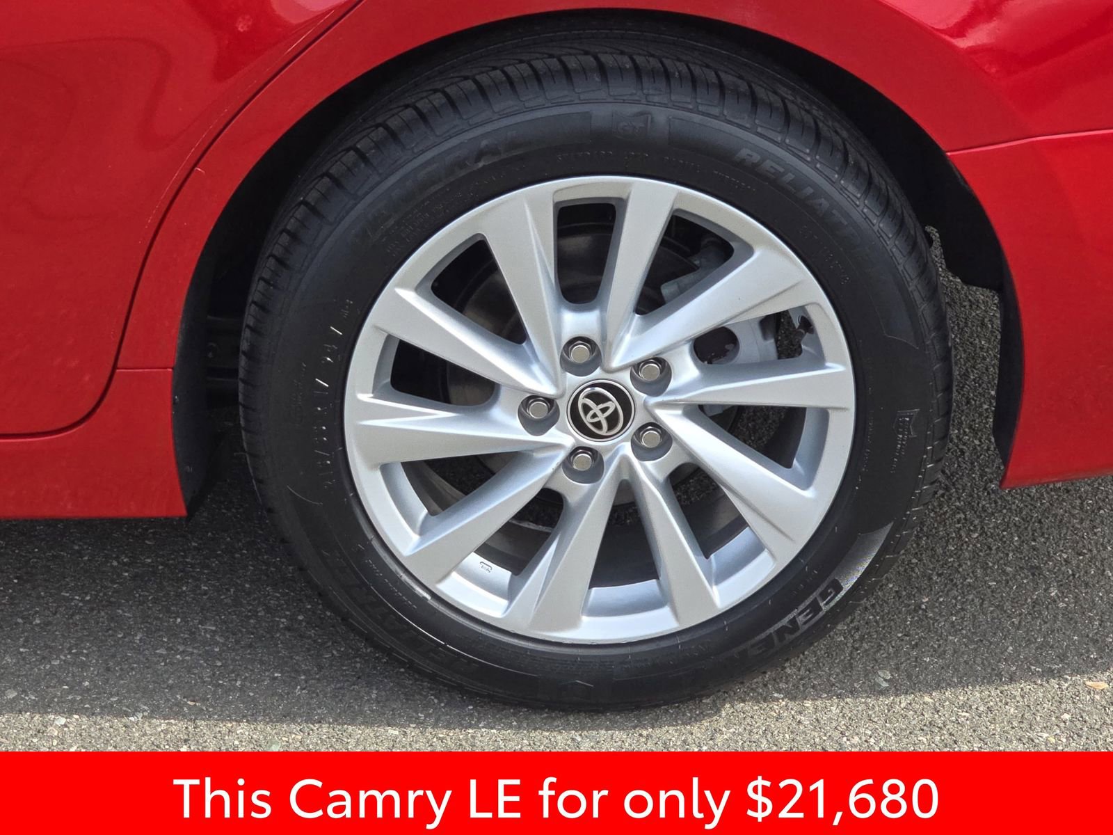 Used 2023 Toyota Camry LE image 39