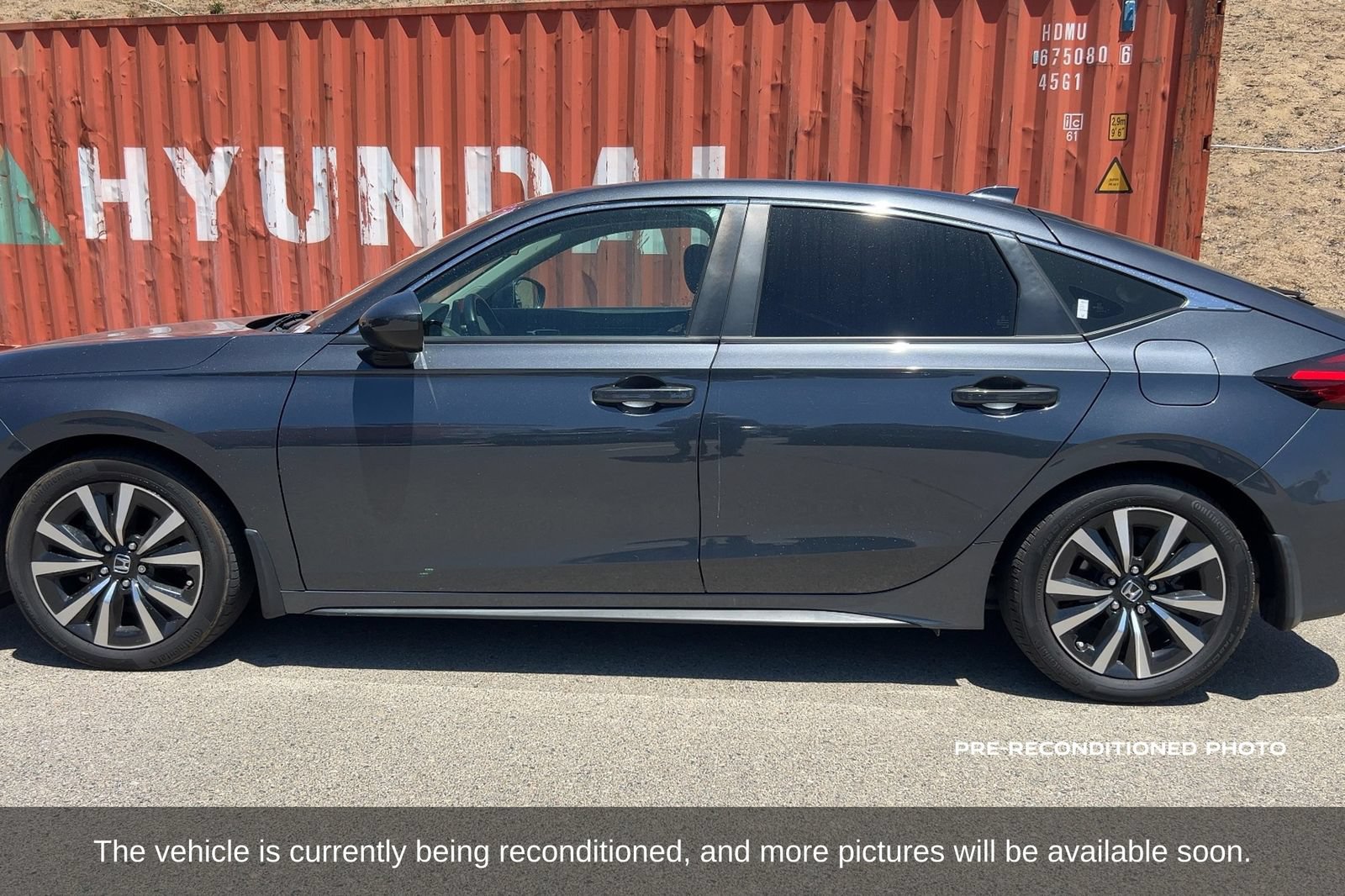 Used 2023 Honda Civic EX-L image 9
