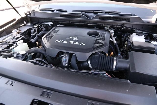 Used 2025 Nissan Armada SL w/ Captain's Chari Seat Package AWD/4WD image 31