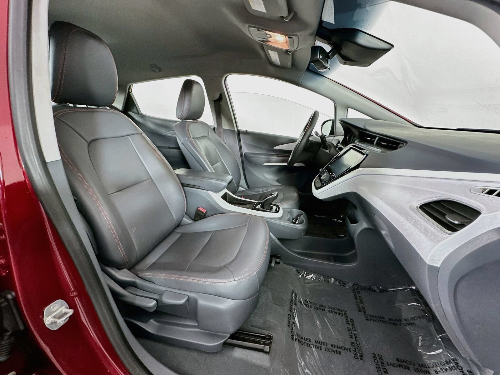Used 2017 Chevrolet Bolt Premier w/ Driver Confidence II Package FWD image 26