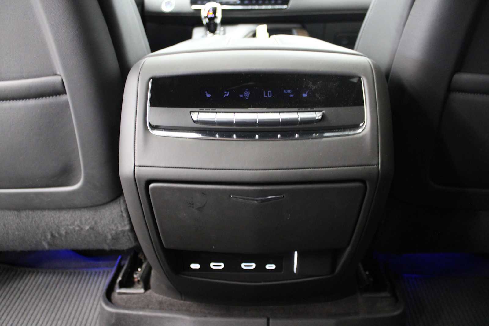 Certified 2024 Cadillac Escalade ESV Sport Platinum w/ LPO, ONYX Package image 56