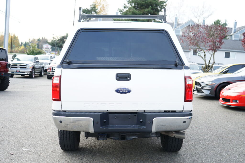 Used 2012 Ford F350 Lariat w/ Lariat Interior Pkg image 4