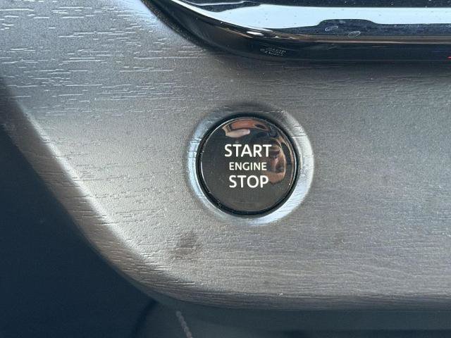 Certified 2025 Nissan Murano SV AWD/4WD image 9