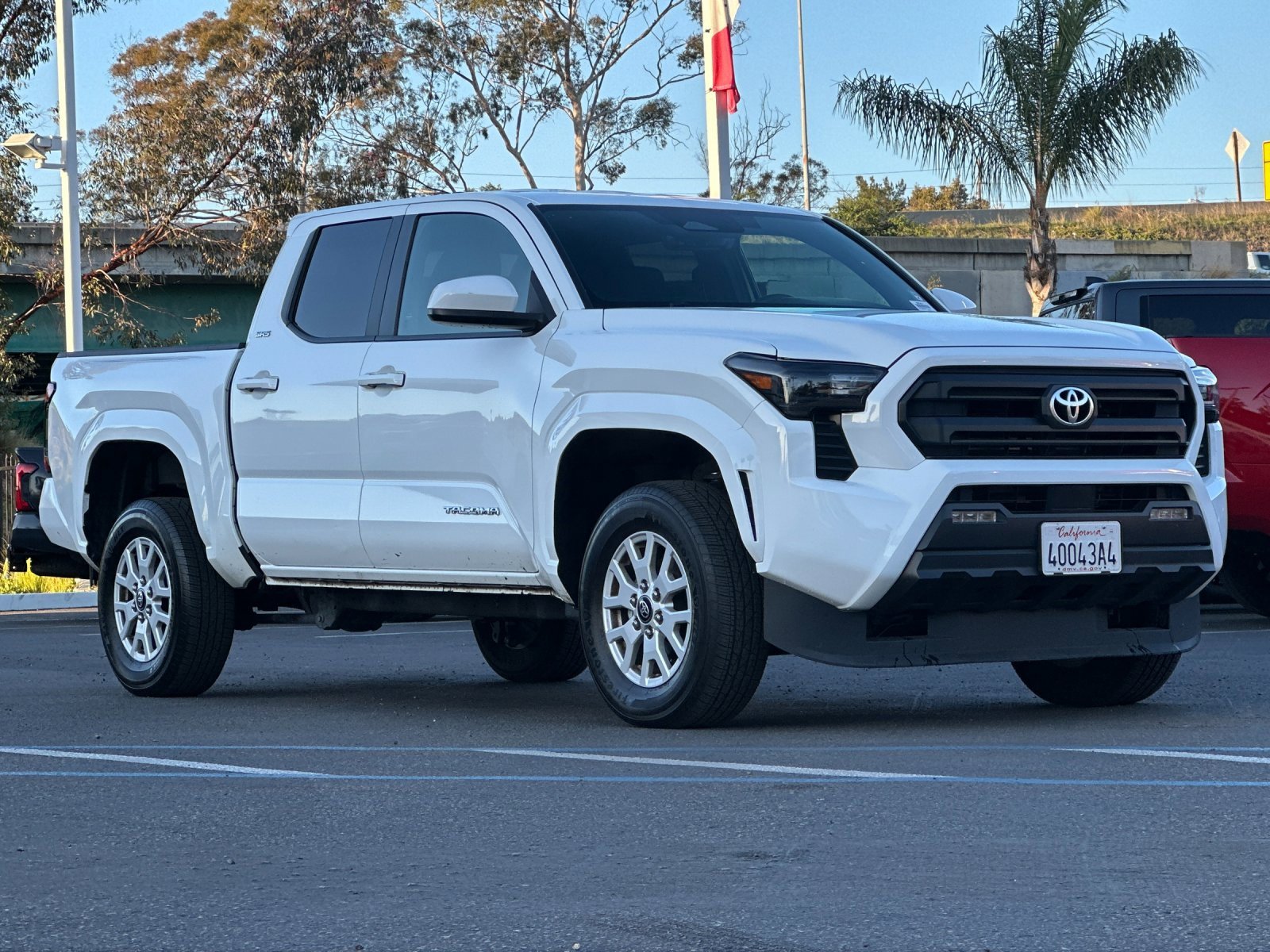 Used 2024 Toyota Tacoma SR5 image 8
