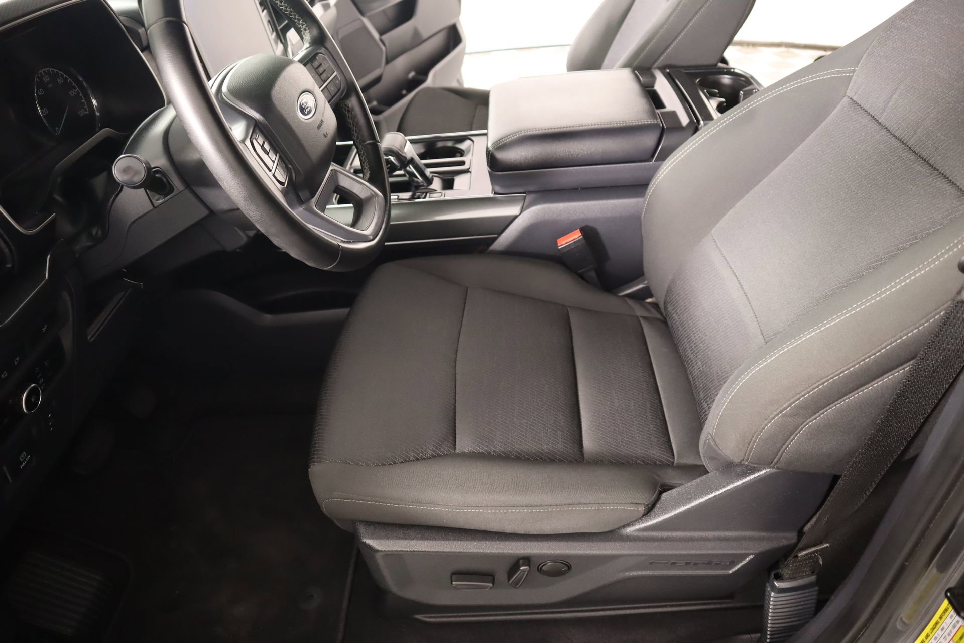 Used 2023 Ford F150 XLT w/ Equipment Group 302A High image 13