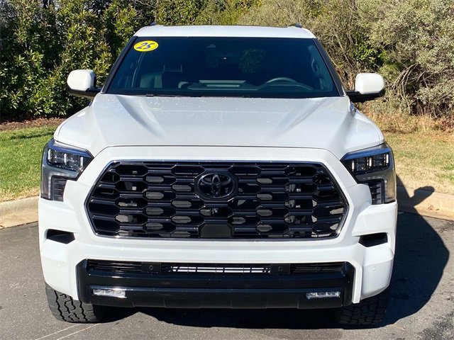 Used 2025 Toyota Sequoia Platinum image 2