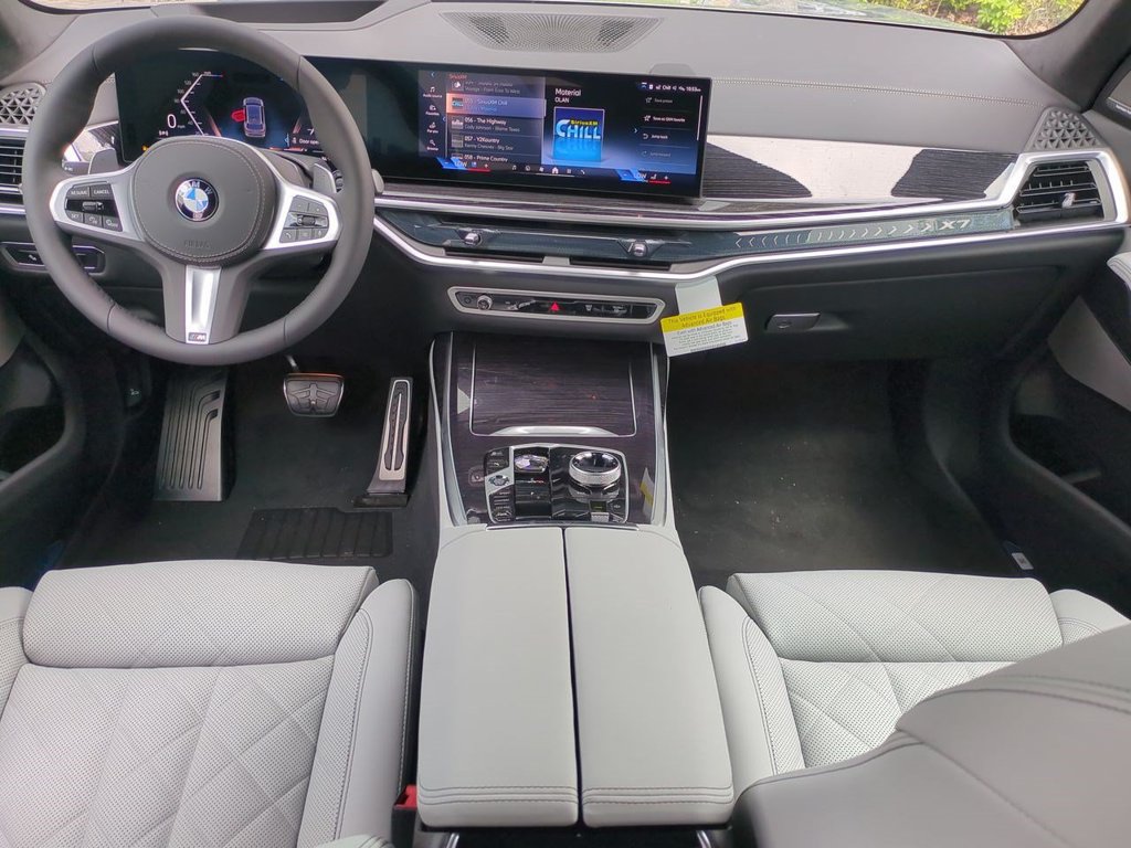 New 2027 BMW X7 xDrive40i w/ Executive Package AWD/4WD image 15