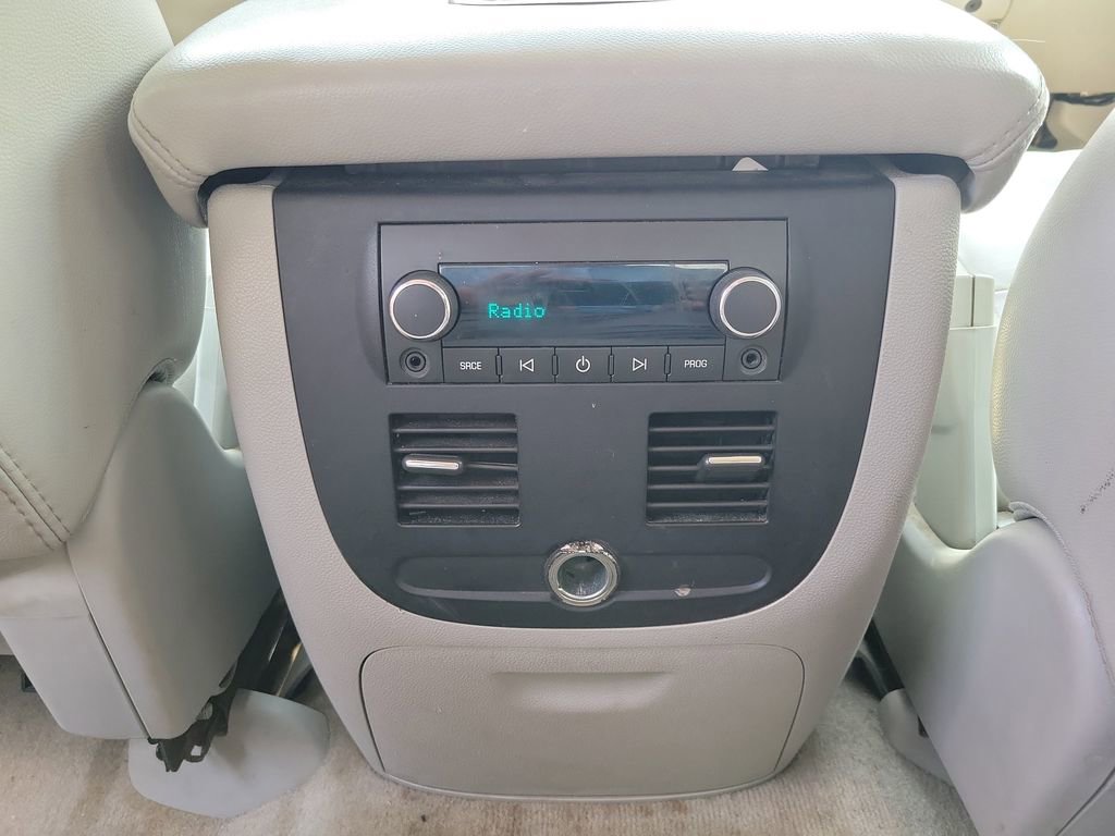 Used 2007 Chevrolet Avalanche LT w/ LT Preferred Equipment Group AWD/4WD image 11