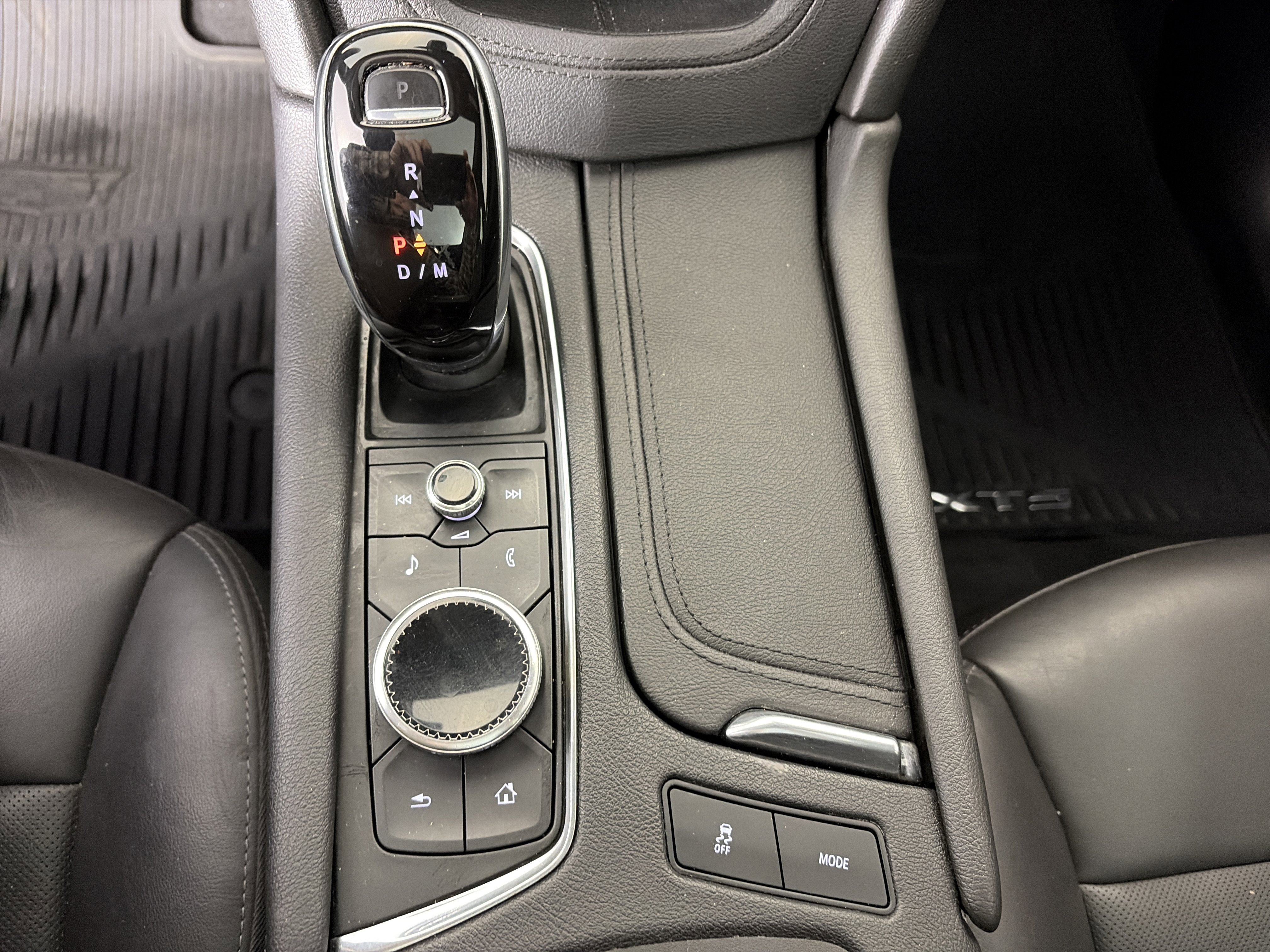 Used 2020 Cadillac XT5 Premium Luxury image 25