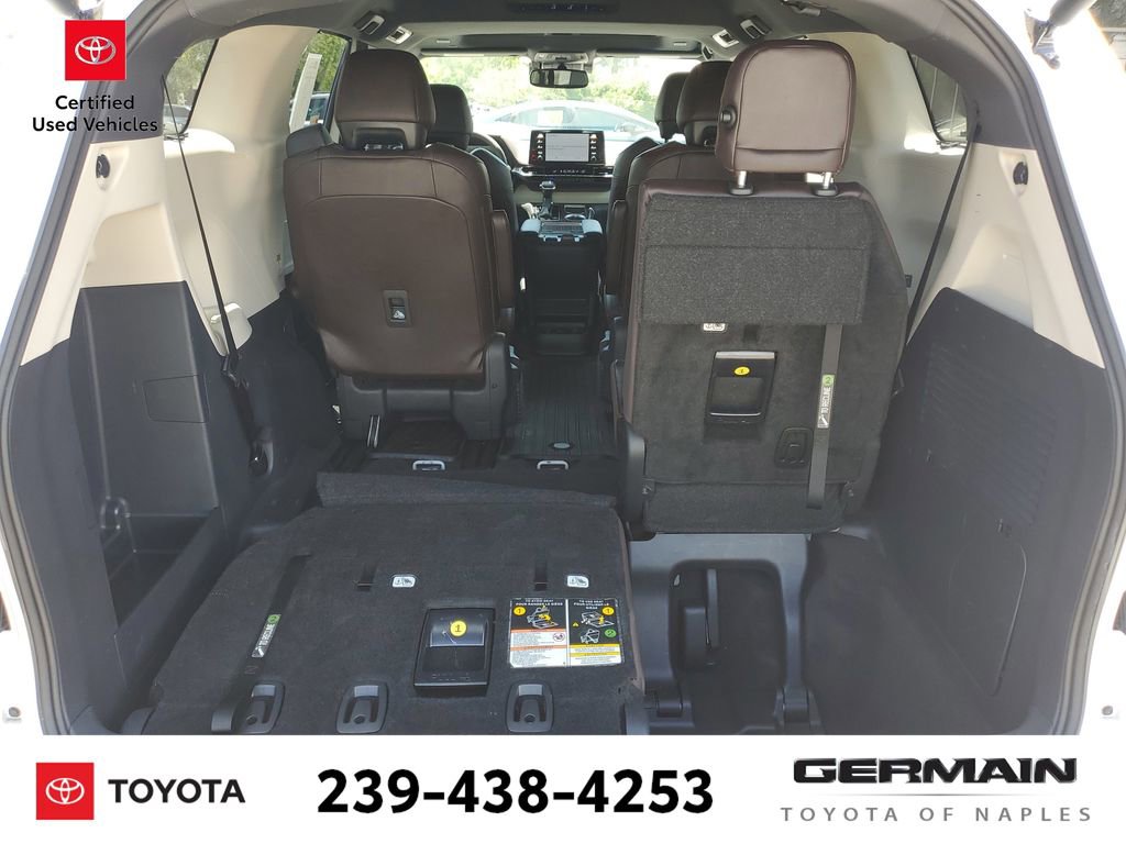 Used 2024 Toyota Sienna Platinum FWD image 22