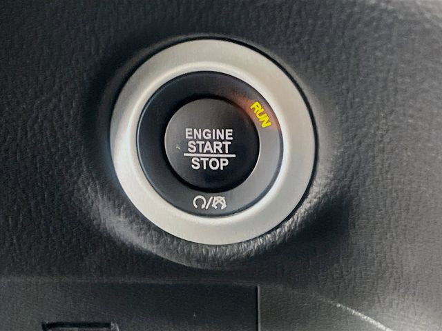 Used 2026 Chrysler Pacifica Limited w/ S Appearance Package image 19