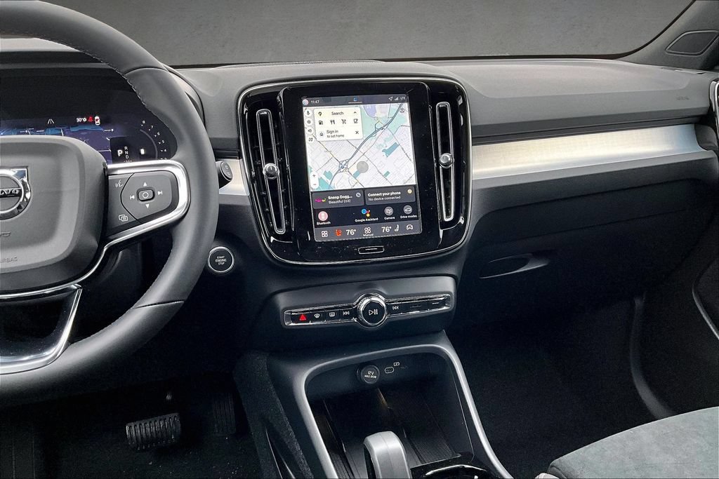 New 2026 Volvo XC40 B5 Ultra w/ Protection Package Premier AWD/4WD image 6