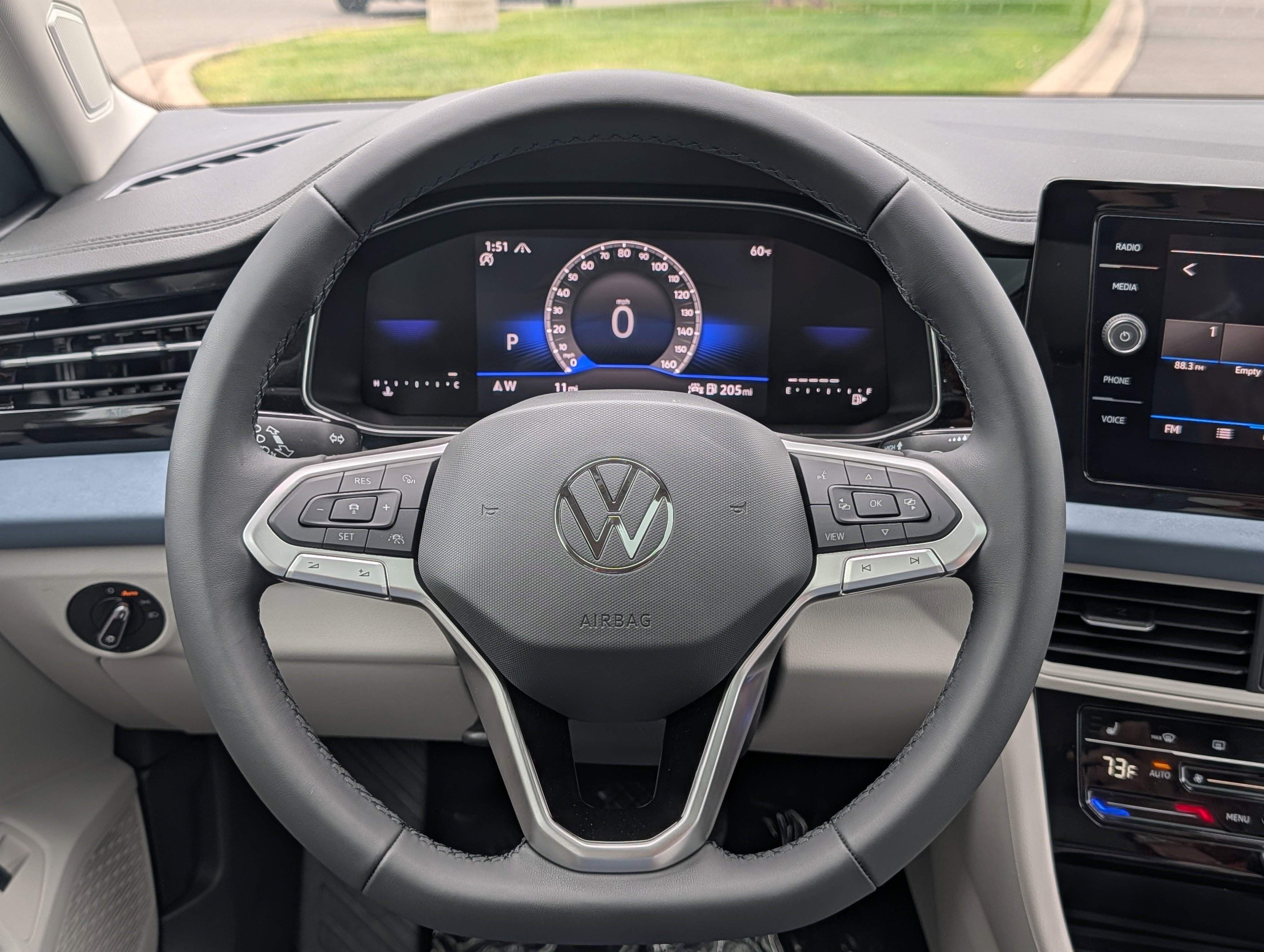 New 2026 Volkswagen Jetta SE FWD image 9