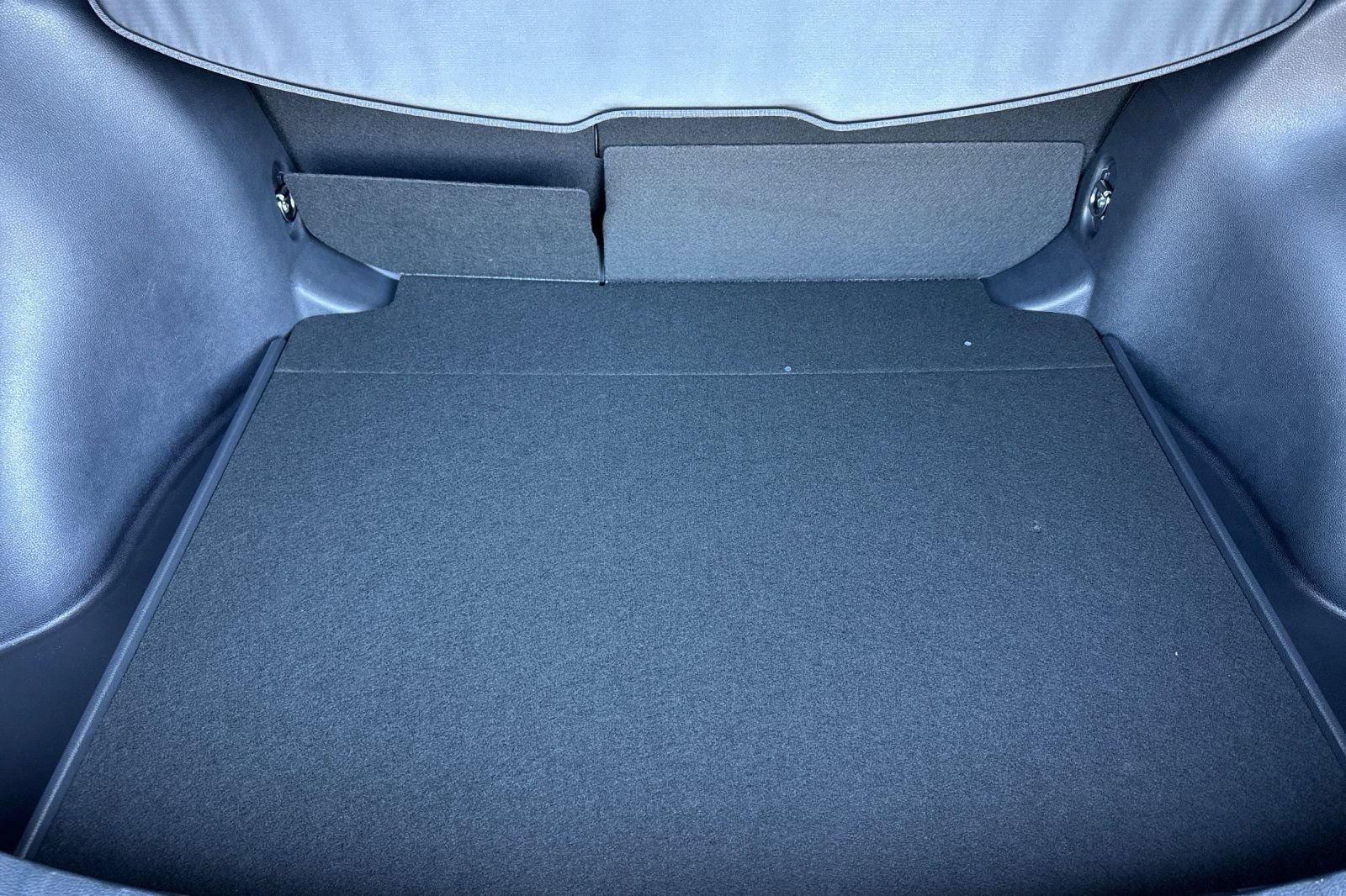 New 2026 Toyota Corolla Cross LE w/ Moonroof Package FWD image 17