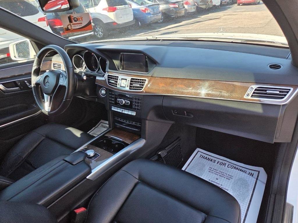 Used 2015 Mercedes-Benz E 350 4MATIC Sedan image 16