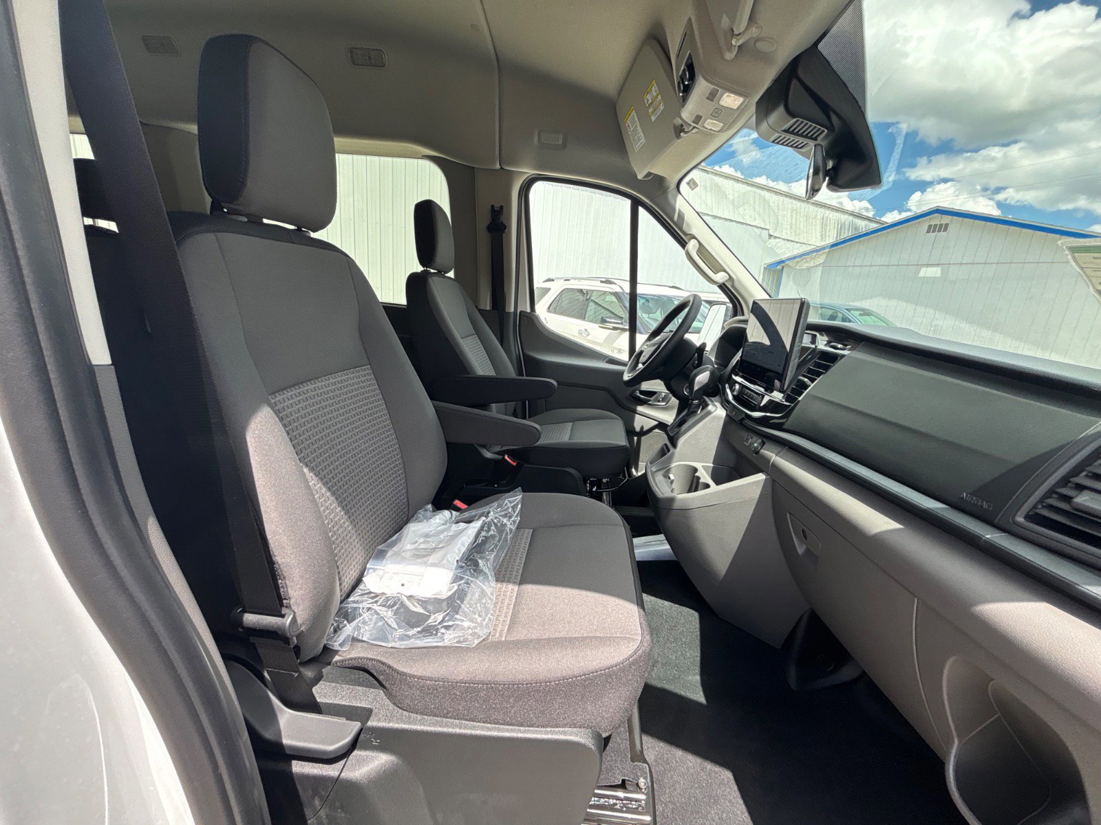 New 2025 Ford Transit 350 XLT image 25
