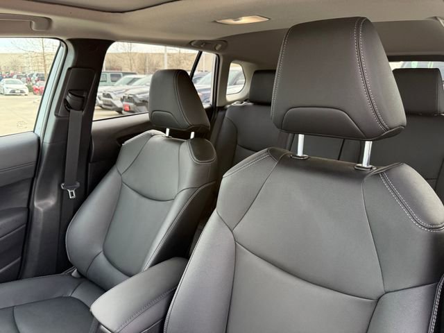Used 2026 Toyota Corolla Cross XLE w/ Convenience Package image 11
