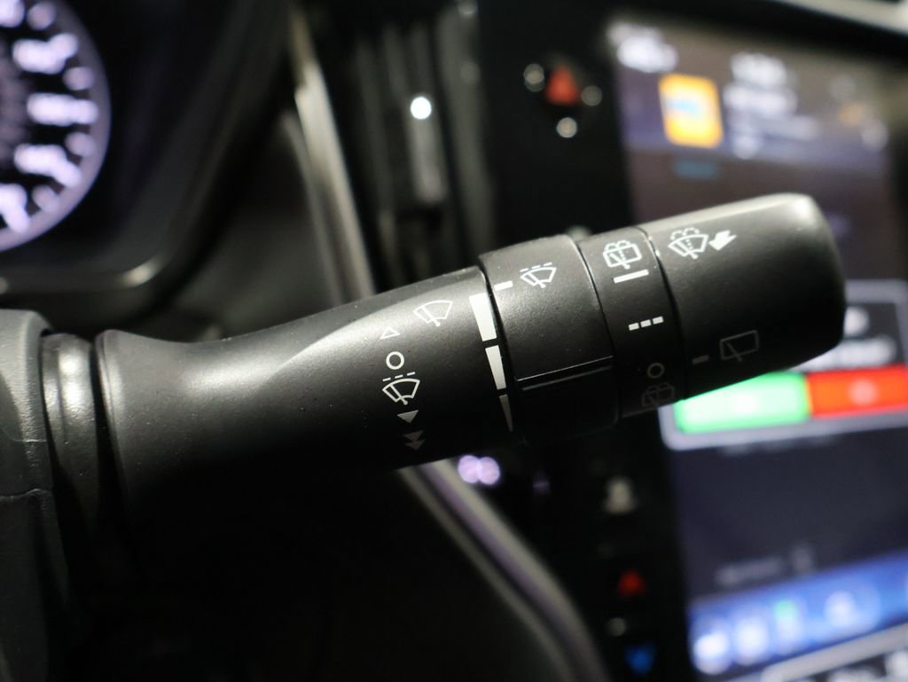 Used 2025 Subaru Outback Limited image 36