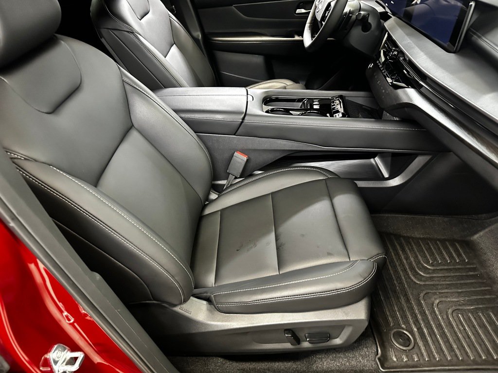 Used 2026 Nissan Murano SV AWD/4WD image 32