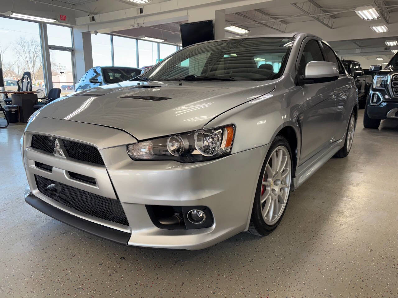 Used 2011 Mitsubishi Lancer Evolution MR image 3