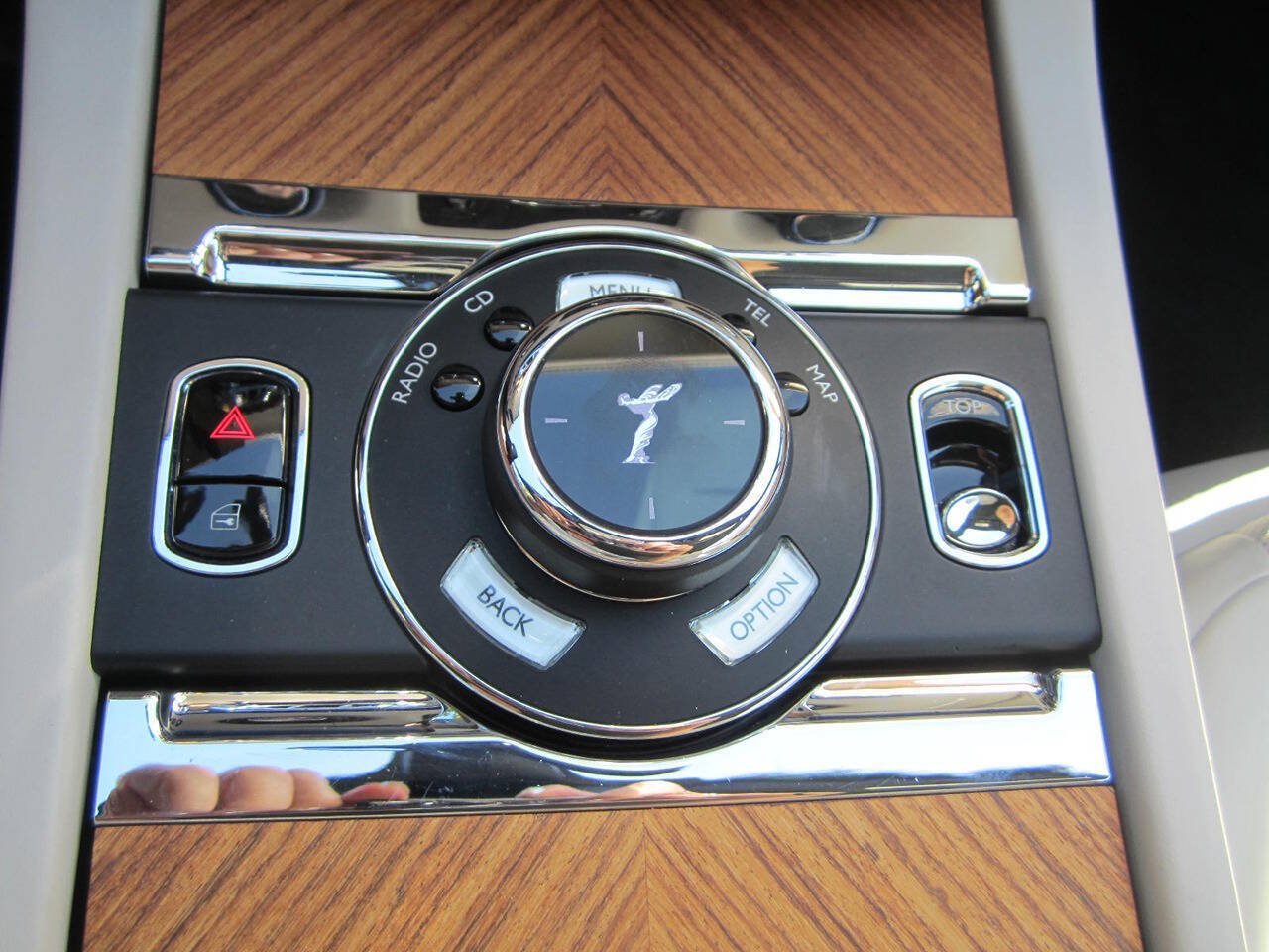 Used 2016 Rolls-Royce Dawn RWD image 49