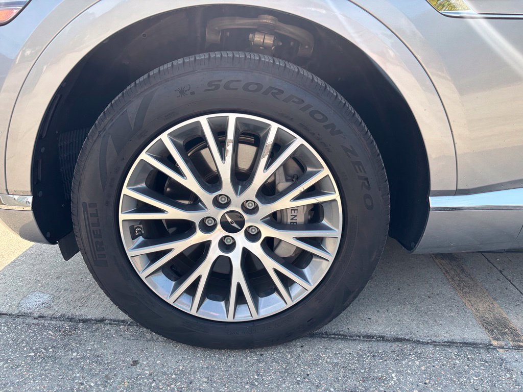 Used 2025 Genesis GV80 2.5T Standard AWD/4WD image 9