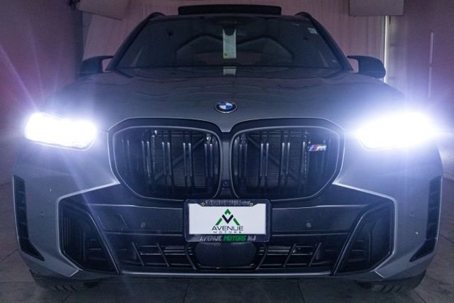 Used 2026 BMW X5 M60i image 38